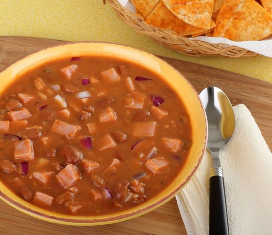 Domácí fazolová polévka – jednoduchý recept Fazolová polévka recept